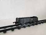 Carregar imagem no visualizador da galeria, Vagão Gondola Preto Tomy Ferrorama
