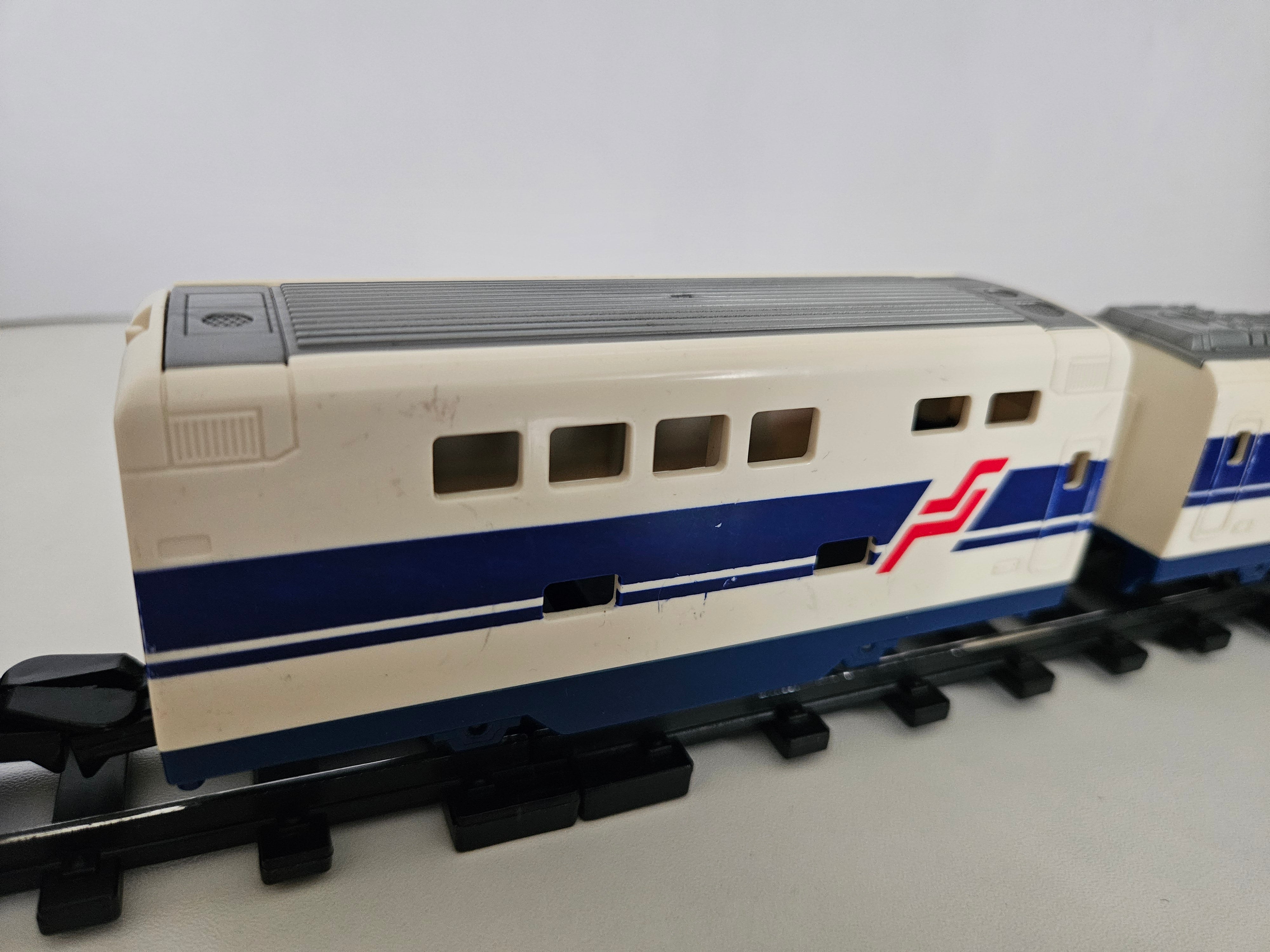Expresso Shinkansen Série 100 Tokaido-Sanyo Tomy