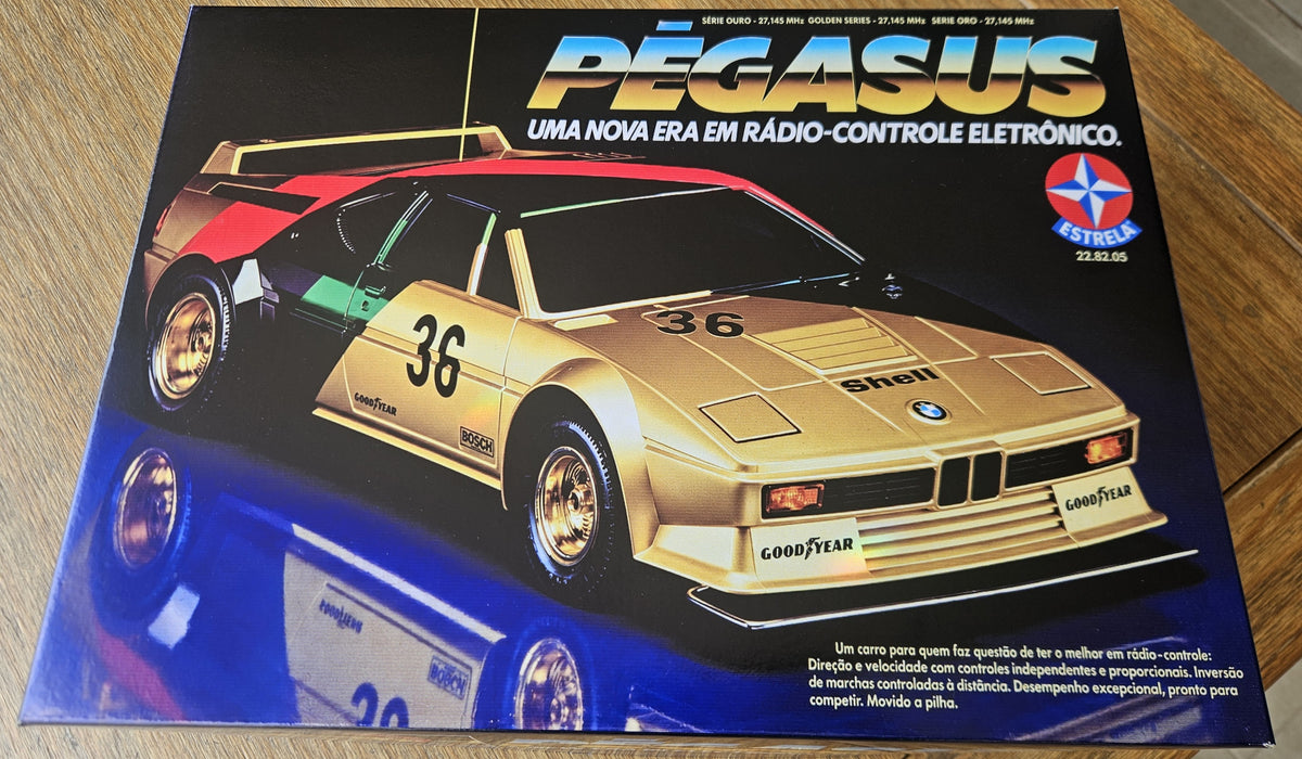 Tampa Reprodução para o Pegasus Dourado Estrela - Carrinho de controle remoto que marcou os anos 80